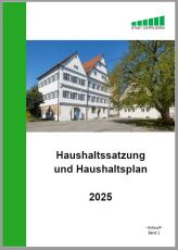 Auf dem Deckblatt des Haushaltsplans ist rechts oben das Logo der Stadtverwaltung Ostfildern in grün zu sehen, darunter ist ein Foto zu sehen, das das Propsteigebäude im Stadtteil Nellingen zeigt. Hierunter ist ein Schriftzug zu lesen: Haushaltssatzung und Haushaltsplan 2025 Entwurf Band 1